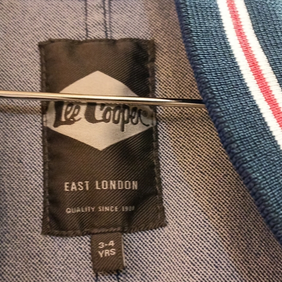 LeeCooper denim jacket for kids(size 3-4 yrs) - Picture 4 of 5